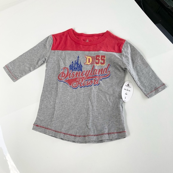 Disney Parks D55 Disneyland Resort Shirt, Size XS (4-5) - NWT - Picture 1 of 14